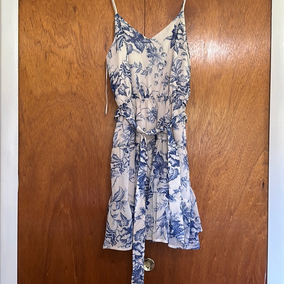 Dress from Express - Picture 2 of 14